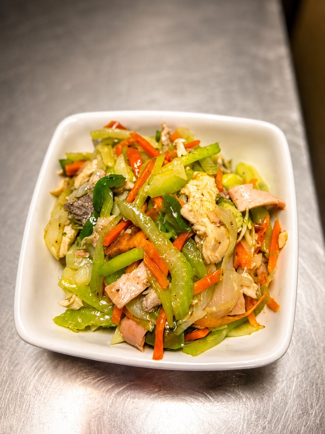 Foto del plato No. 25: Chopsuey especial