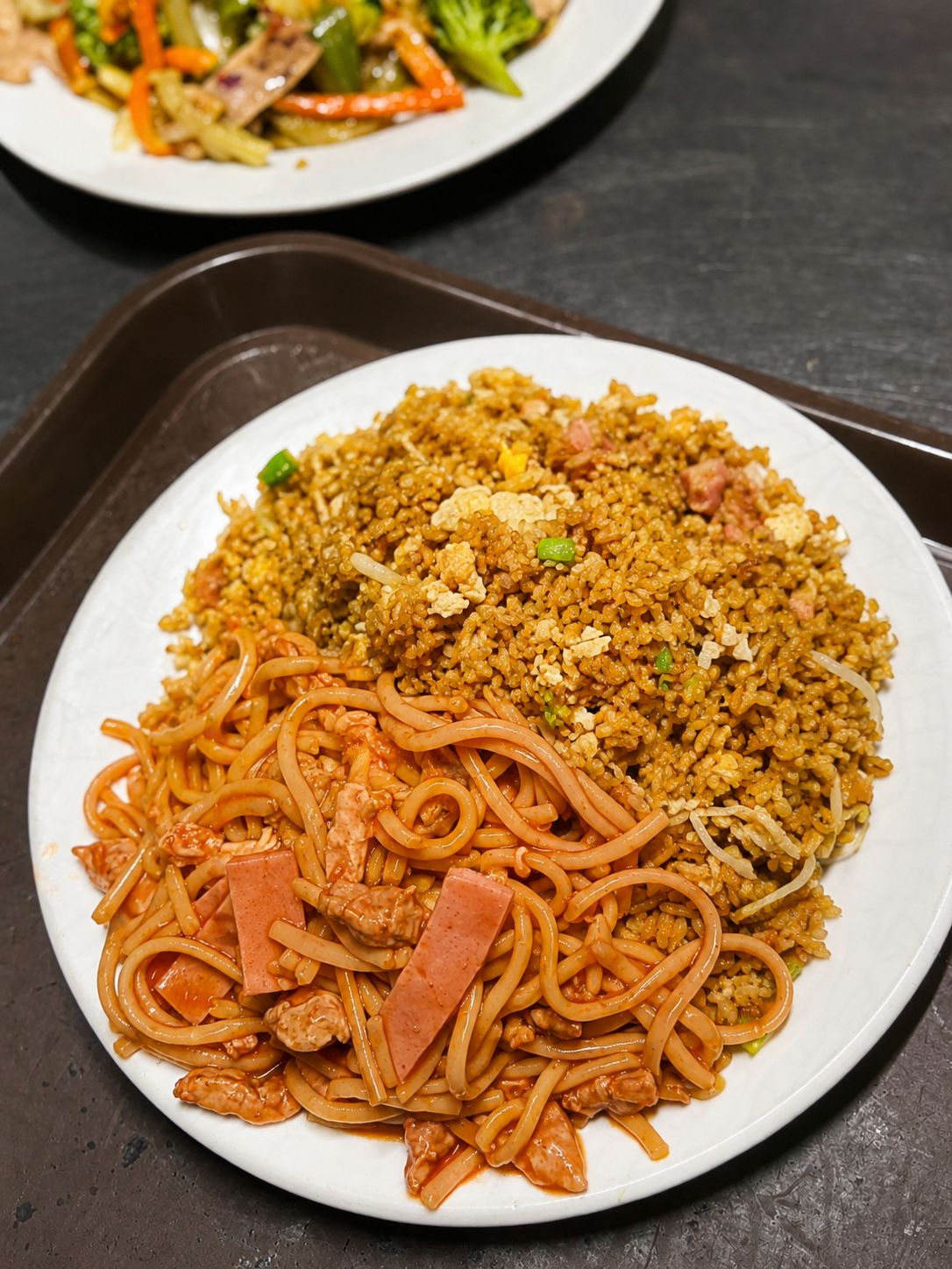 Foto del plato No. 8: Arroz y Espaguetis